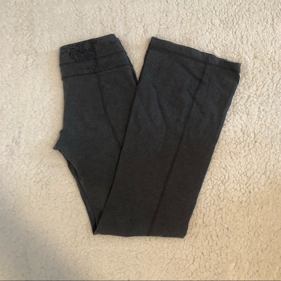Dark gray lululemon leggings - Picture 1 of 4